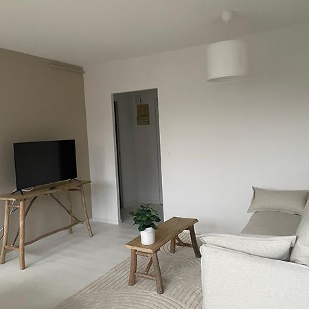 Au Coeur De La Ponetie Apartment Aurillac Ngoại thất bức ảnh